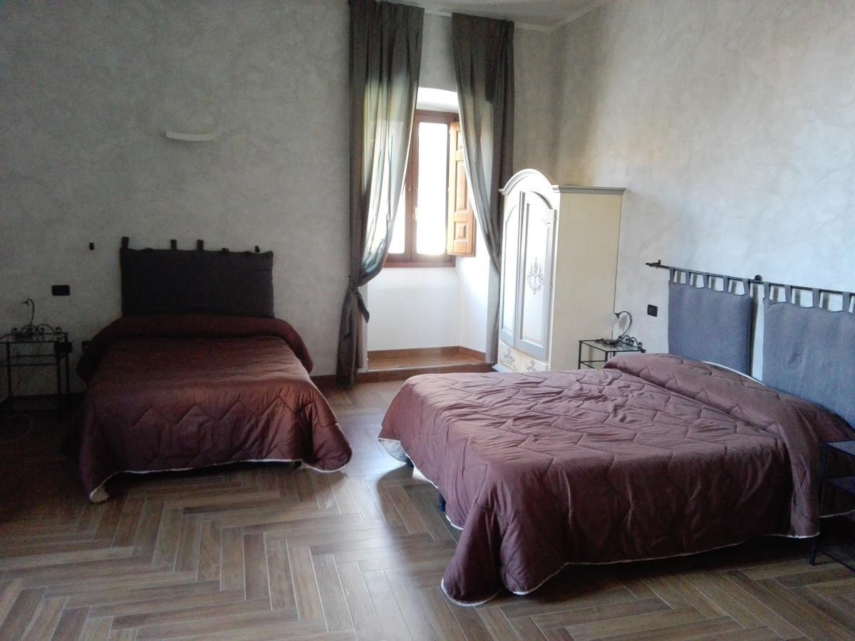 LʼAquila B&B Palazzo Cappa المظهر الخارجي الصورة