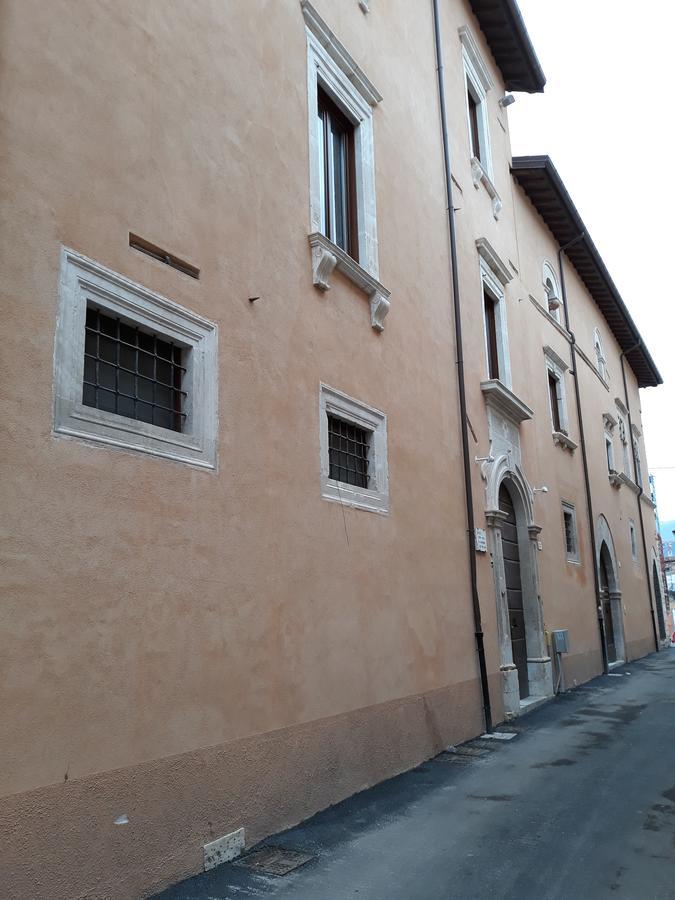 LʼAquila B&B Palazzo Cappa المظهر الخارجي الصورة
